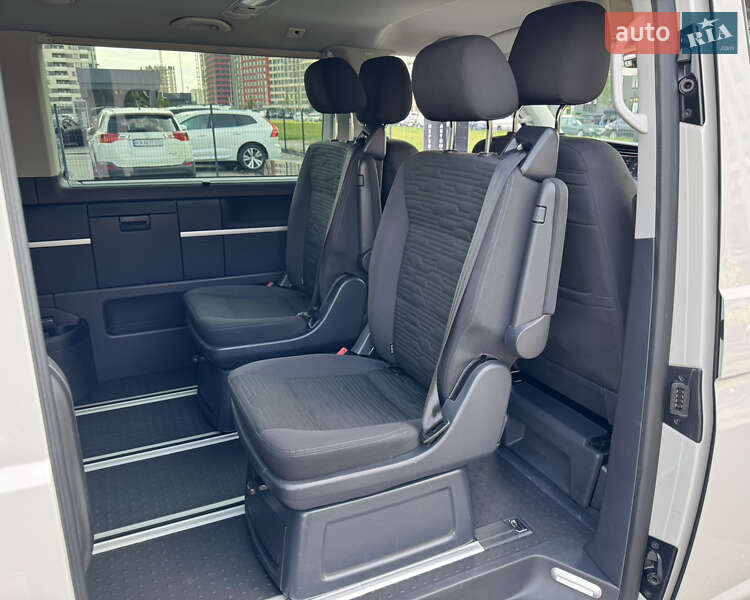 Мінівен Volkswagen Multivan 2020 в Києві