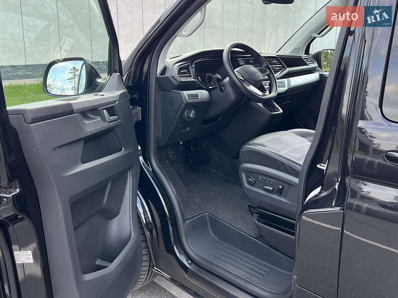 Минивэн Volkswagen Multivan 2020 в Киеве