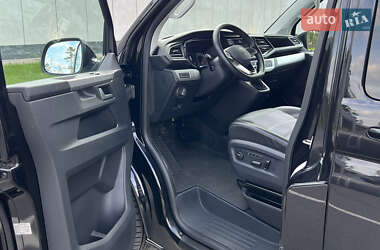 Минивэн Volkswagen Multivan 2020 в 