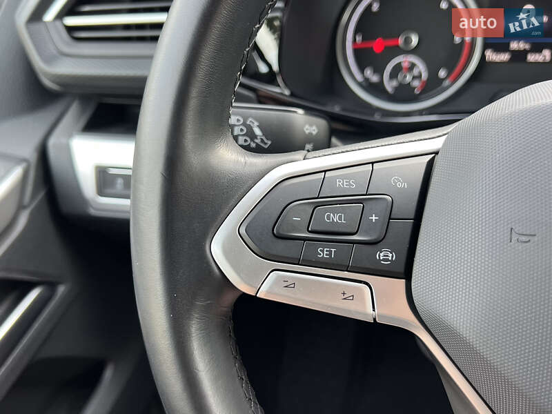 Минивэн Volkswagen Multivan 2020 в Киеве