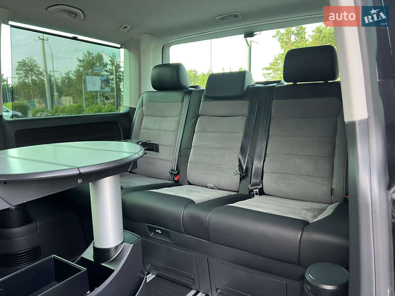 Минивэн Volkswagen Multivan 2020 в Киеве
