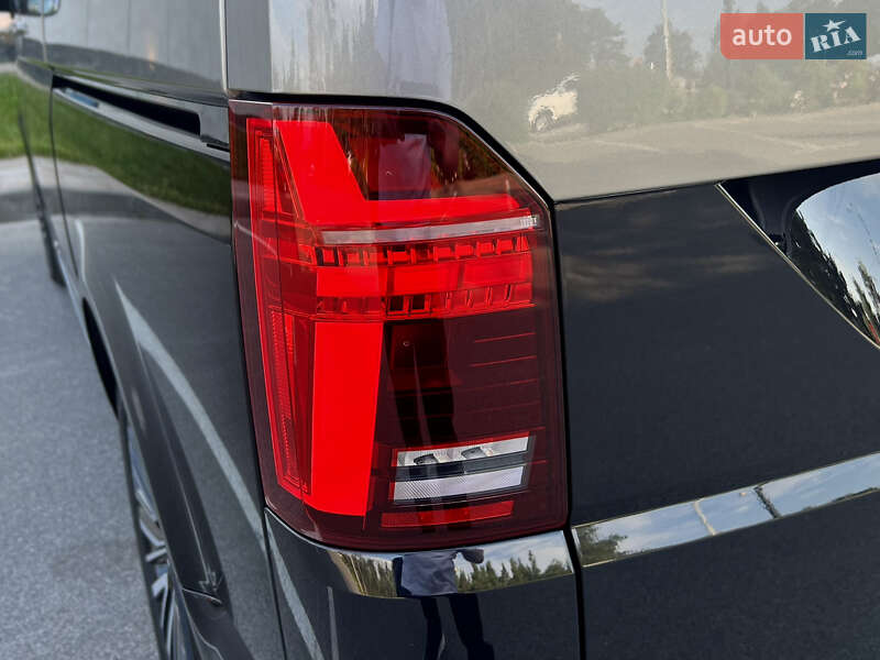 Минивэн Volkswagen Multivan 2020 в Киеве