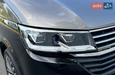 Минивэн Volkswagen Multivan 2020 в 