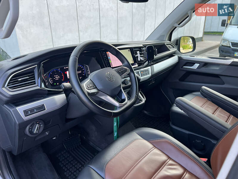 Минивэн Volkswagen Multivan 2020 в Киеве