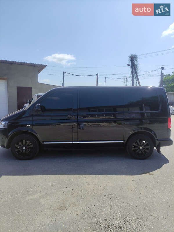 Минивэн Volkswagen Multivan 2012 в Броварах