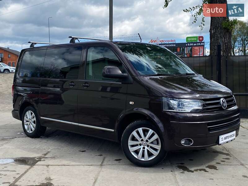 Минивэн Volkswagen Multivan 2014 в 