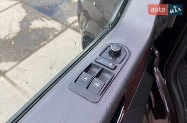 Минивэн Volkswagen Multivan 2014 в 