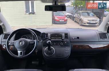 Минивэн Volkswagen Multivan 2014 в 