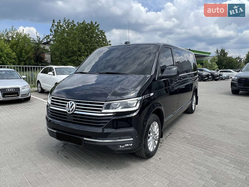 Минивэн Volkswagen Multivan 2021 в 