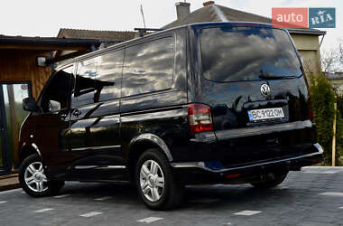 Минивэн Volkswagen Multivan 2009 в 