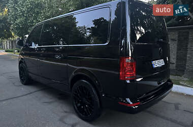 Минивэн Volkswagen Multivan 2016 в 