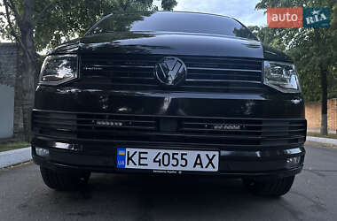 Минивэн Volkswagen Multivan 2016 в 