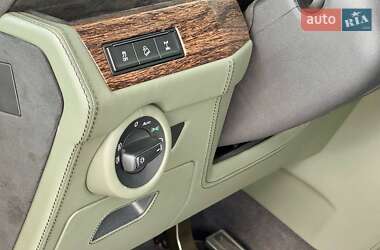Минивэн Volkswagen Multivan 2024 в 