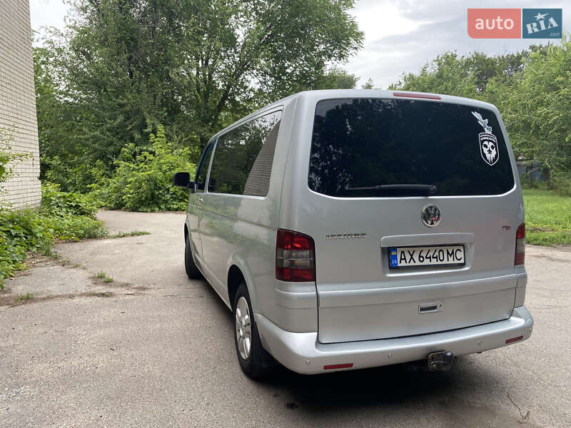 Минивэн Volkswagen Multivan 2006 в Черкассах