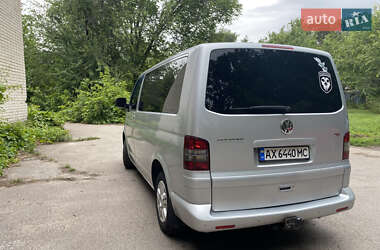 Минивэн Volkswagen Multivan 2006 в 