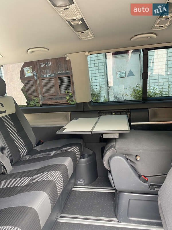 Минивэн Volkswagen Multivan 2006 в Черкассах