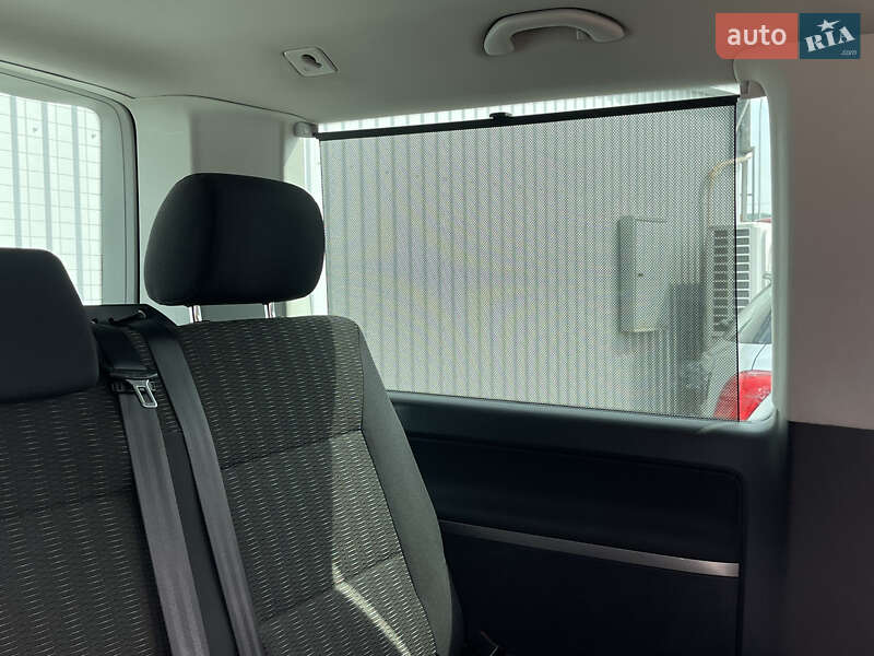 Минивэн Volkswagen Multivan 2018 в Мукачево