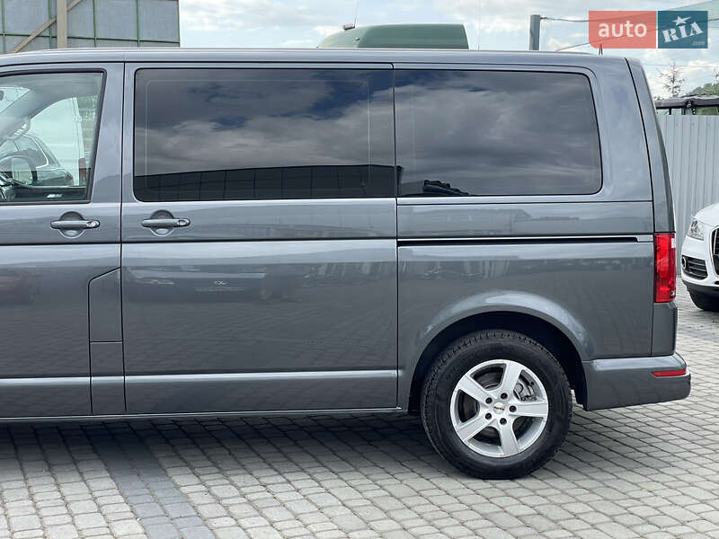 Минивэн Volkswagen Multivan 2018 в Мукачево