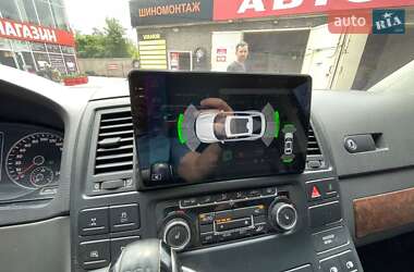 Минивэн Volkswagen Multivan 2010 в 
