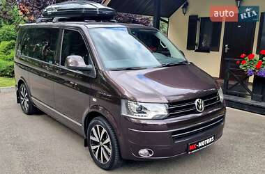 Минивэн Volkswagen Multivan 2012 в 