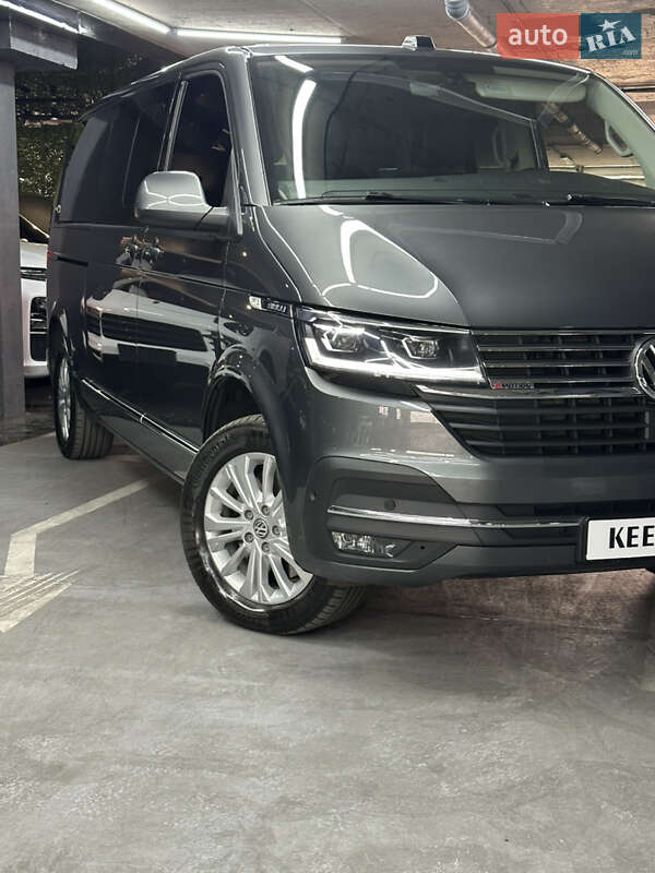 Минивэн Volkswagen Multivan 2021 в Одессе