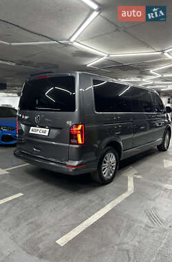 Минивэн Volkswagen Multivan 2021 в 