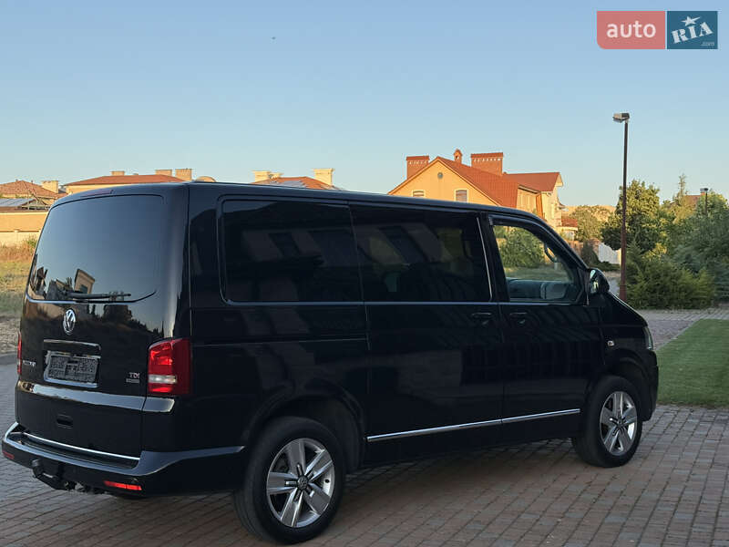 Мінівен Volkswagen Multivan 2014 в Одесі