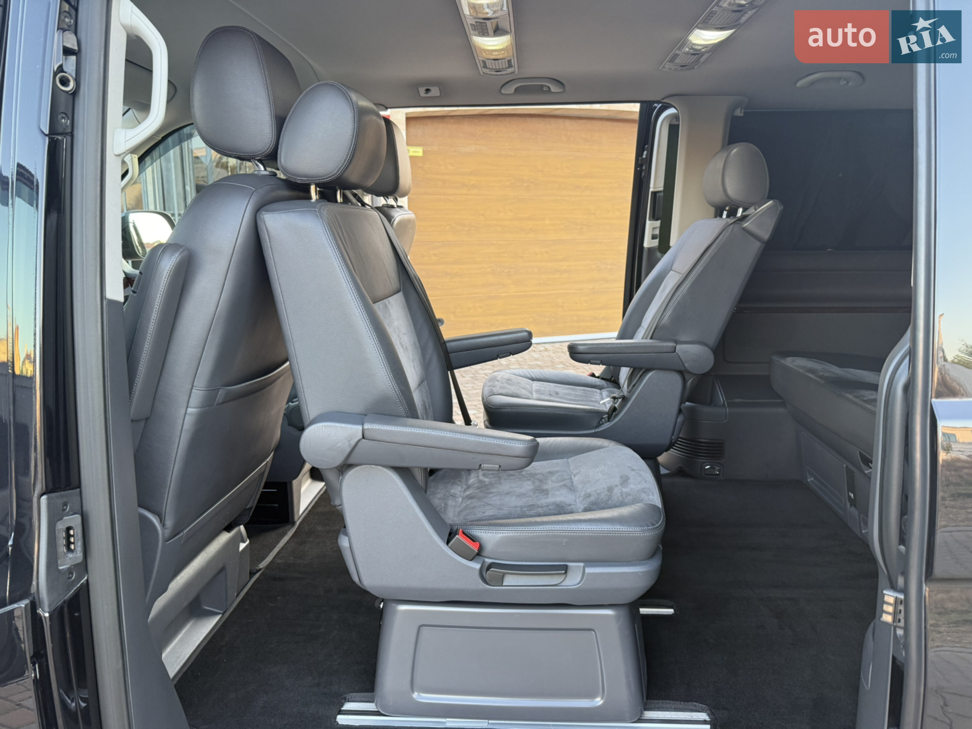 2014 Volkswagen Multivan - мініатюра 30