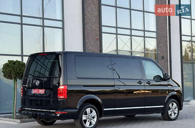 Минивэн Volkswagen Multivan 2019 в 