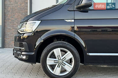 Минивэн Volkswagen Multivan 2019 в 