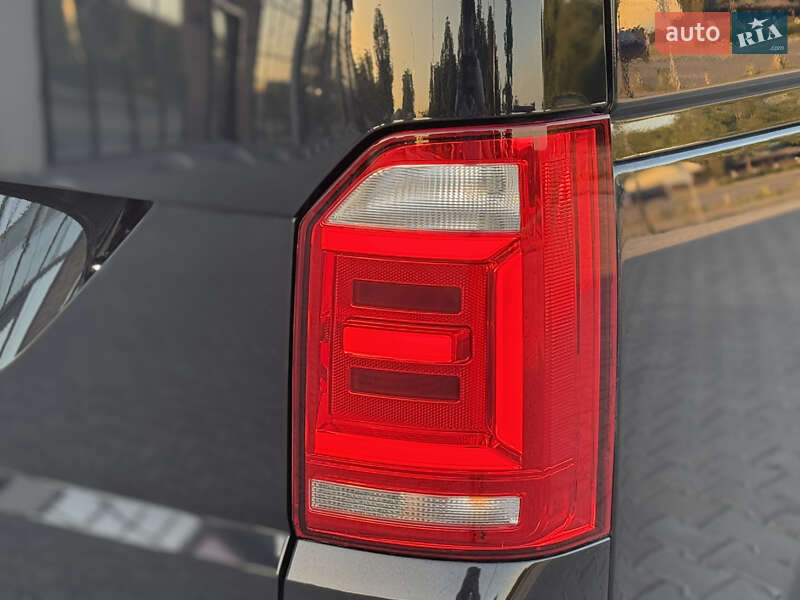 Минивэн Volkswagen Multivan 2019 в Тернополе
