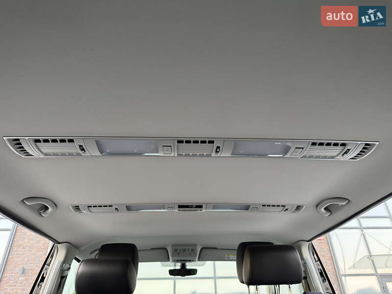 Минивэн Volkswagen Multivan 2019 в Тернополе
