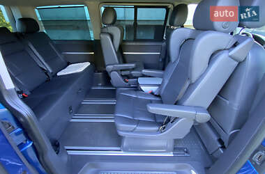 Минивэн Volkswagen Multivan 2015 в 
