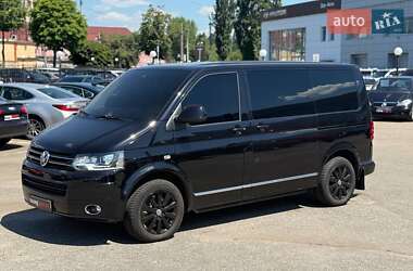 Минивэн Volkswagen Multivan 2012 в 