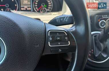 Минивэн Volkswagen Multivan 2012 в 