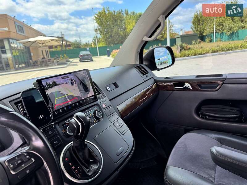 Мінівен Volkswagen Multivan 2014 в Дніпрі