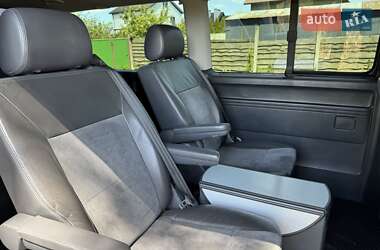 Минивэн Volkswagen Multivan 2011 в 