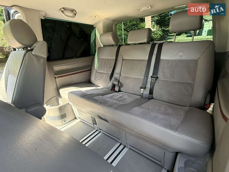 Мінівен Volkswagen Multivan 2008 в Житомирі