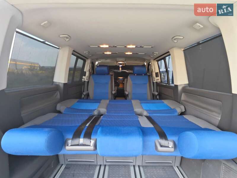 Минивэн Volkswagen Multivan 2005 в Ивано-Франковске