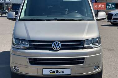 Минивэн Volkswagen Multivan 2015 в 