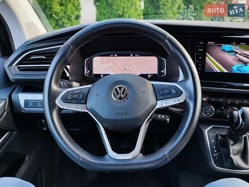 Минивэн Volkswagen Multivan 2019 в Черновцах