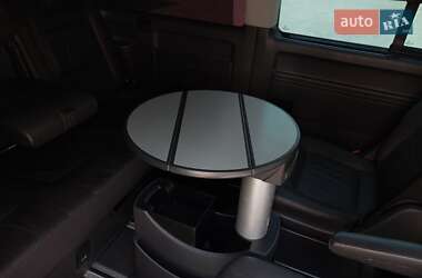 Мінівен Volkswagen Multivan 2006 в 