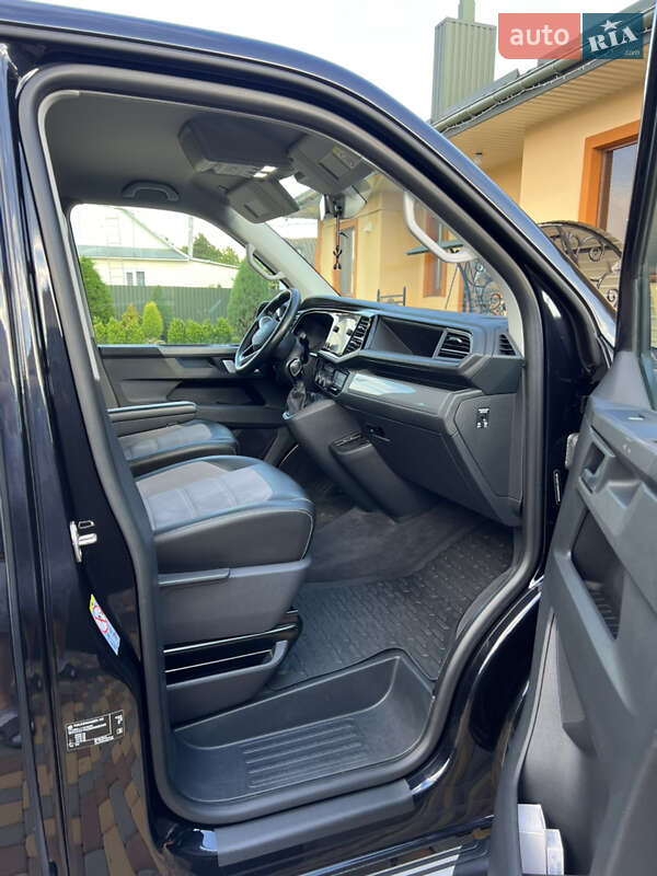 Минивэн Volkswagen Multivan 2021 в Костополе