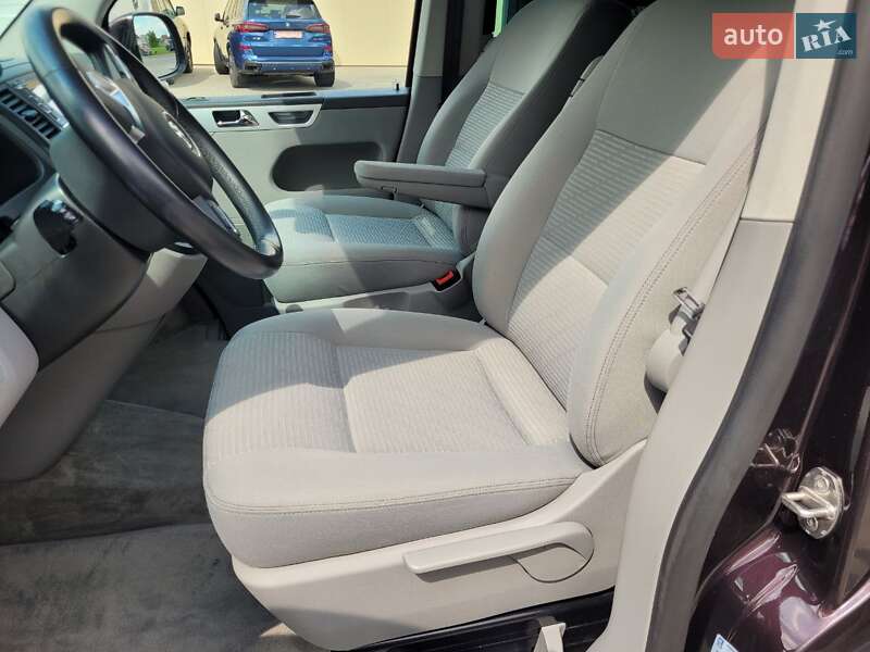 Мінівен Volkswagen Multivan 2014 в Луцьку