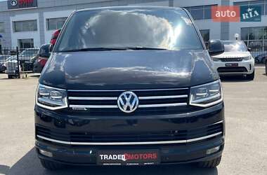 Минивэн Volkswagen Multivan 2019 в 
