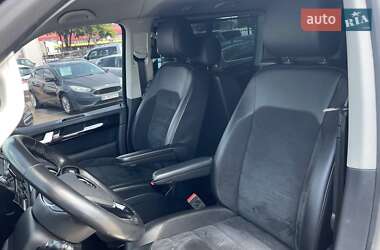 Минивэн Volkswagen Multivan 2019 в 