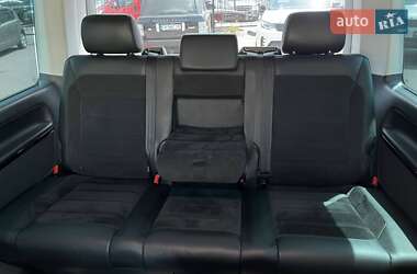 Минивэн Volkswagen Multivan 2019 в 