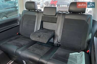 Минивэн Volkswagen Multivan 2019 в 