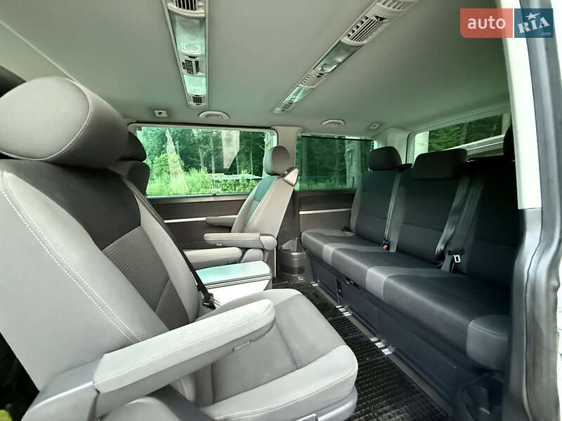 Минивэн Volkswagen Multivan 2011 в Хмельницком