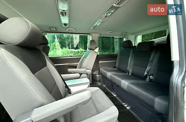 Минивэн Volkswagen Multivan 2011 в 